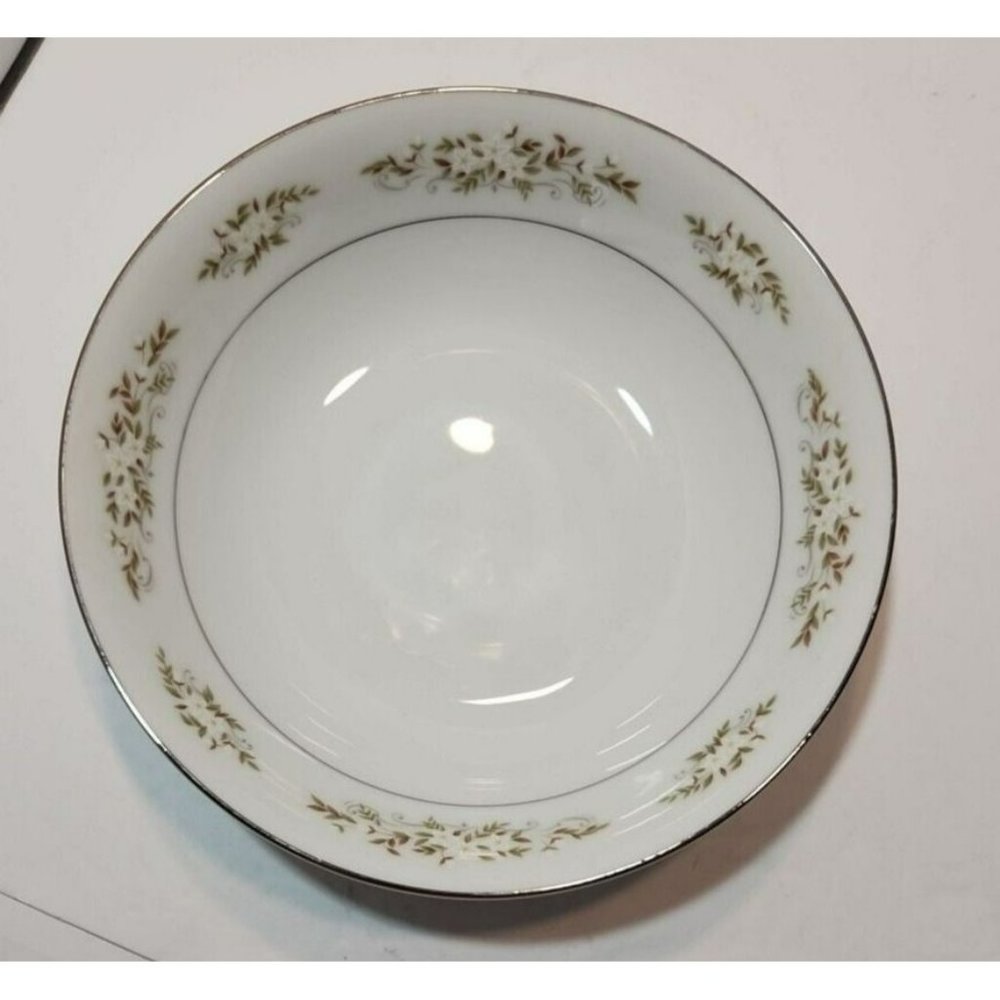 Vtg International Silver Company 326 "Springtime" Serving Bowl Silver Rim